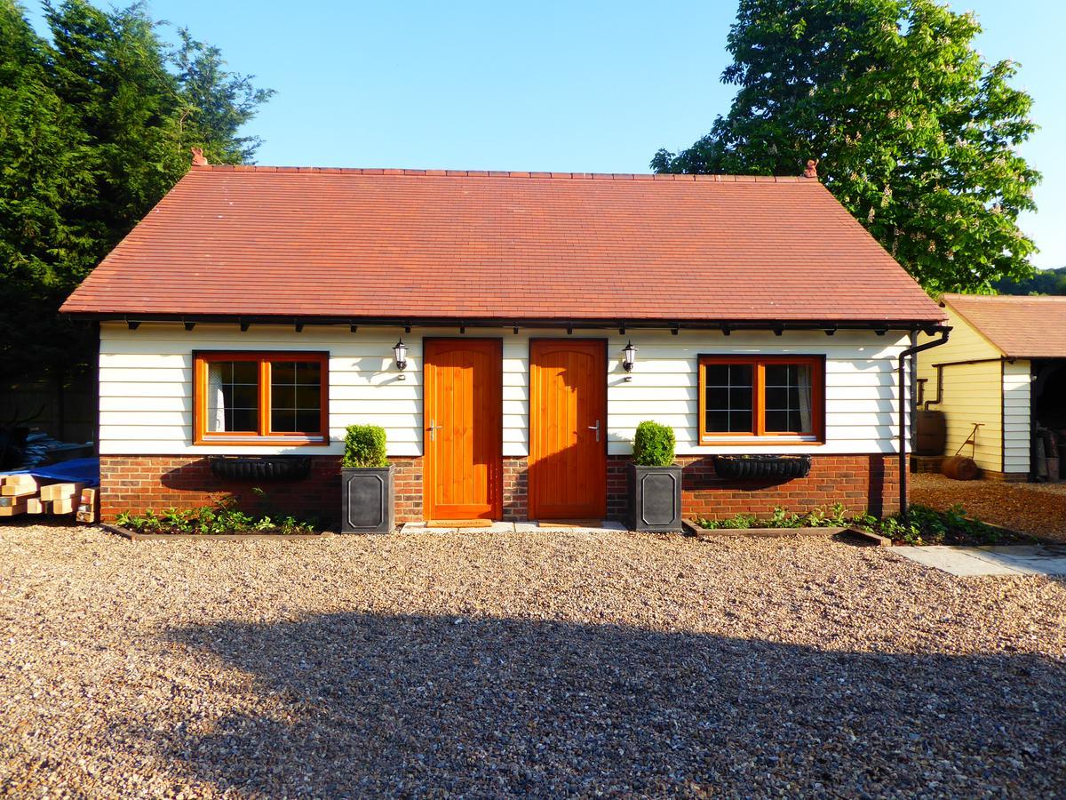 Handywater Cottages Henley-on-Thames Extérieur photo