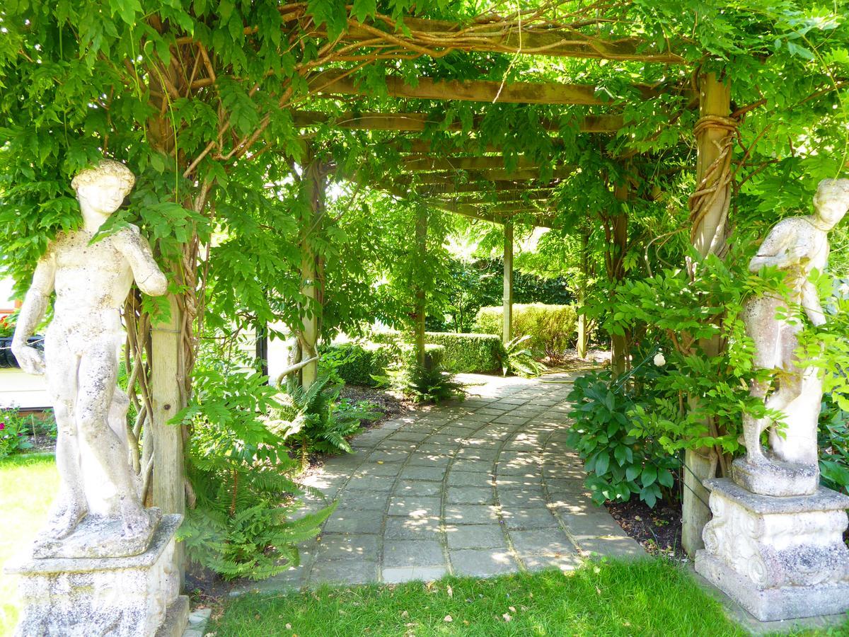 Handywater Cottages Henley-on-Thames Extérieur photo