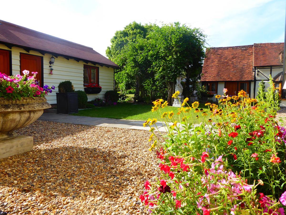 Handywater Cottages Henley-on-Thames Extérieur photo
